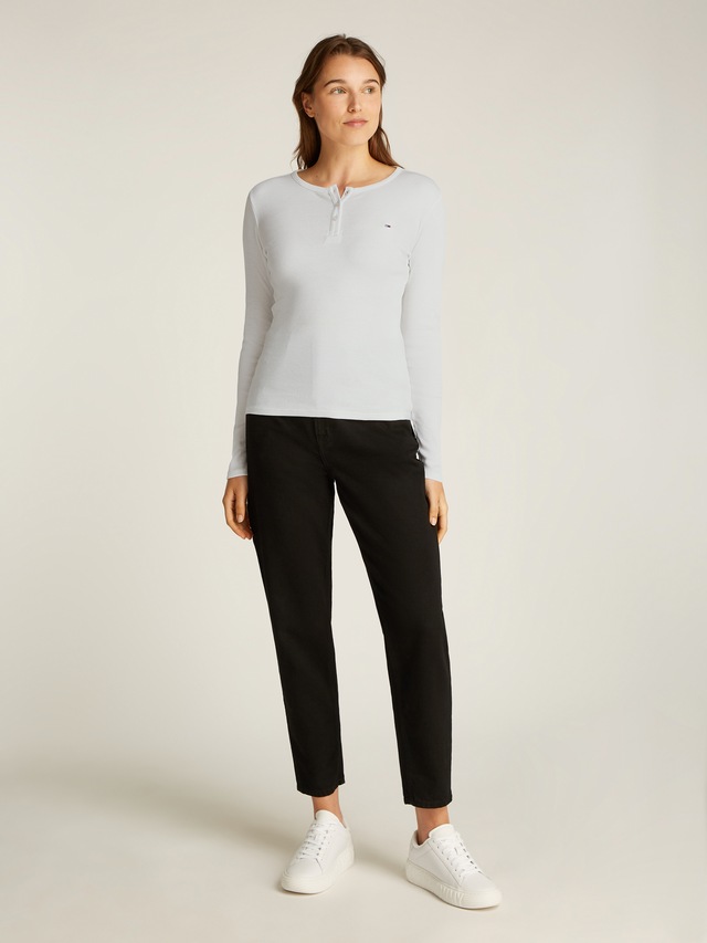 Tommy Jeans Curve Langarmshirt »TJW SLIM BUTTON RIB«, in Grossen Grössen, Rippoptik, mit Loogstickerei