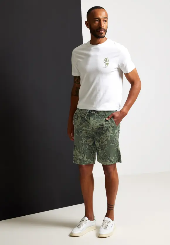 Relaxed Fit Print Shorts - oregano green