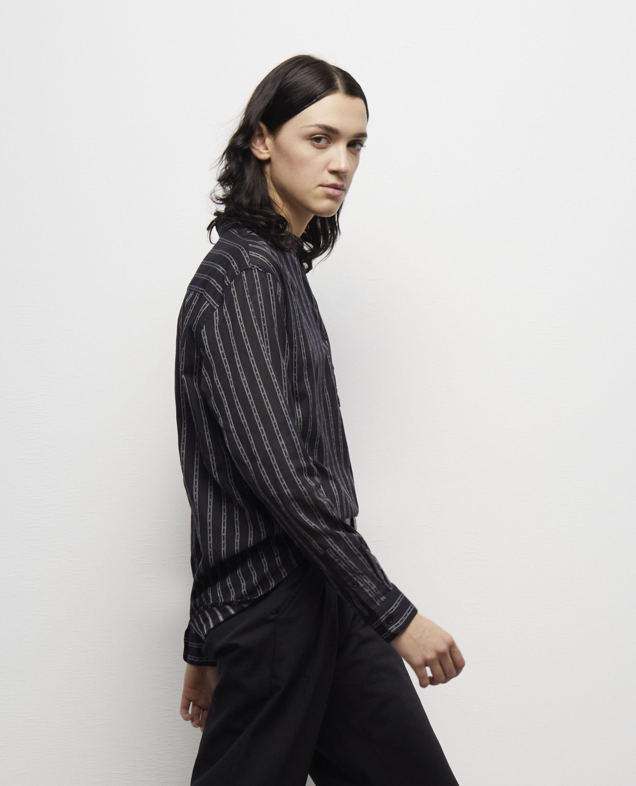 Chemise à rayures noire
