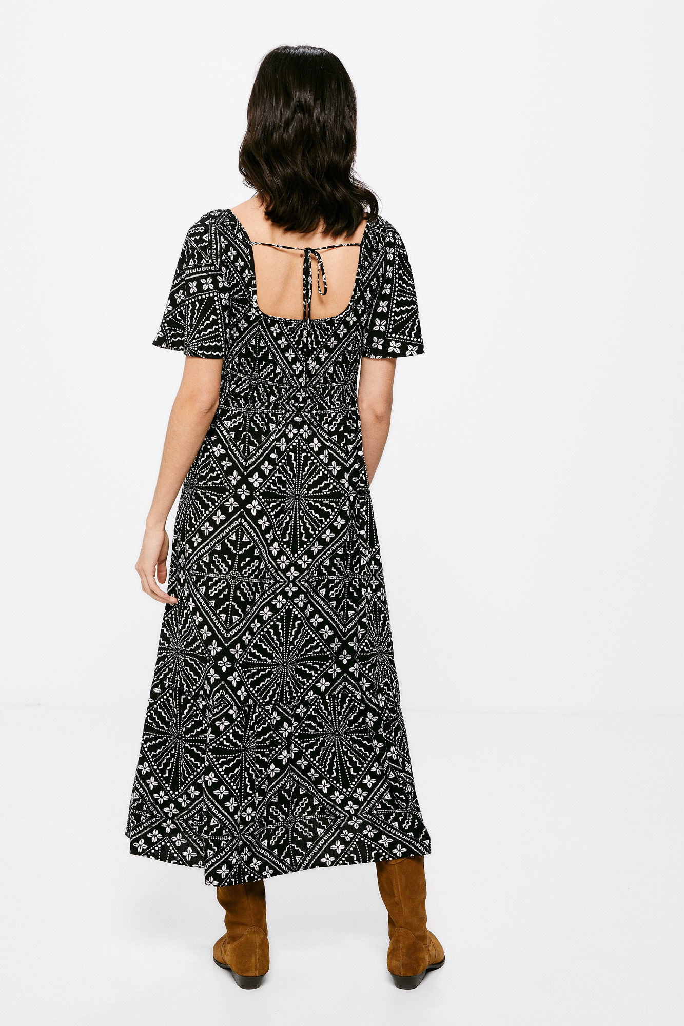 Vestido midi com estampa de favo de mel - Preto