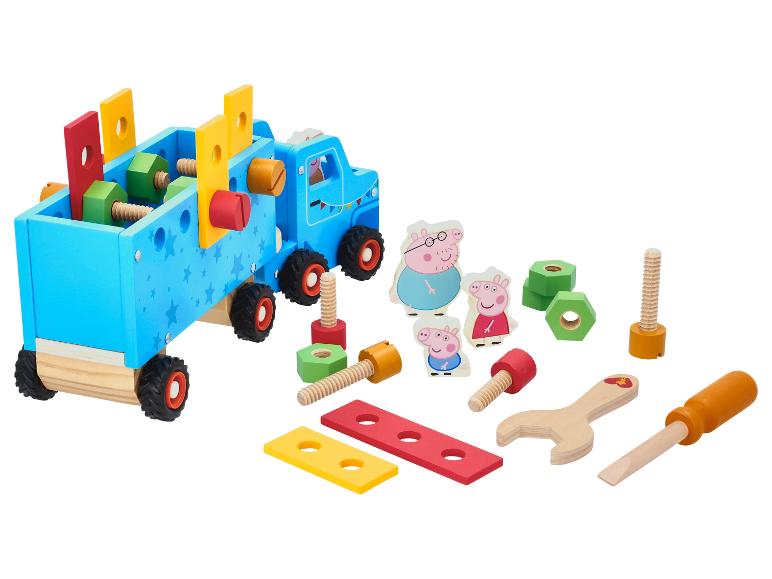 Houten vrachtwagen met aanhanger
