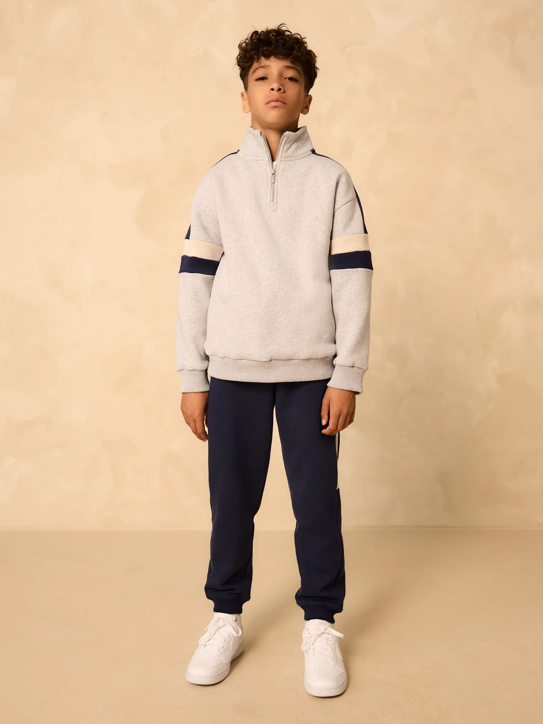 Grijs - Funnel Zip Neck Sweatshirt and Joggers Set