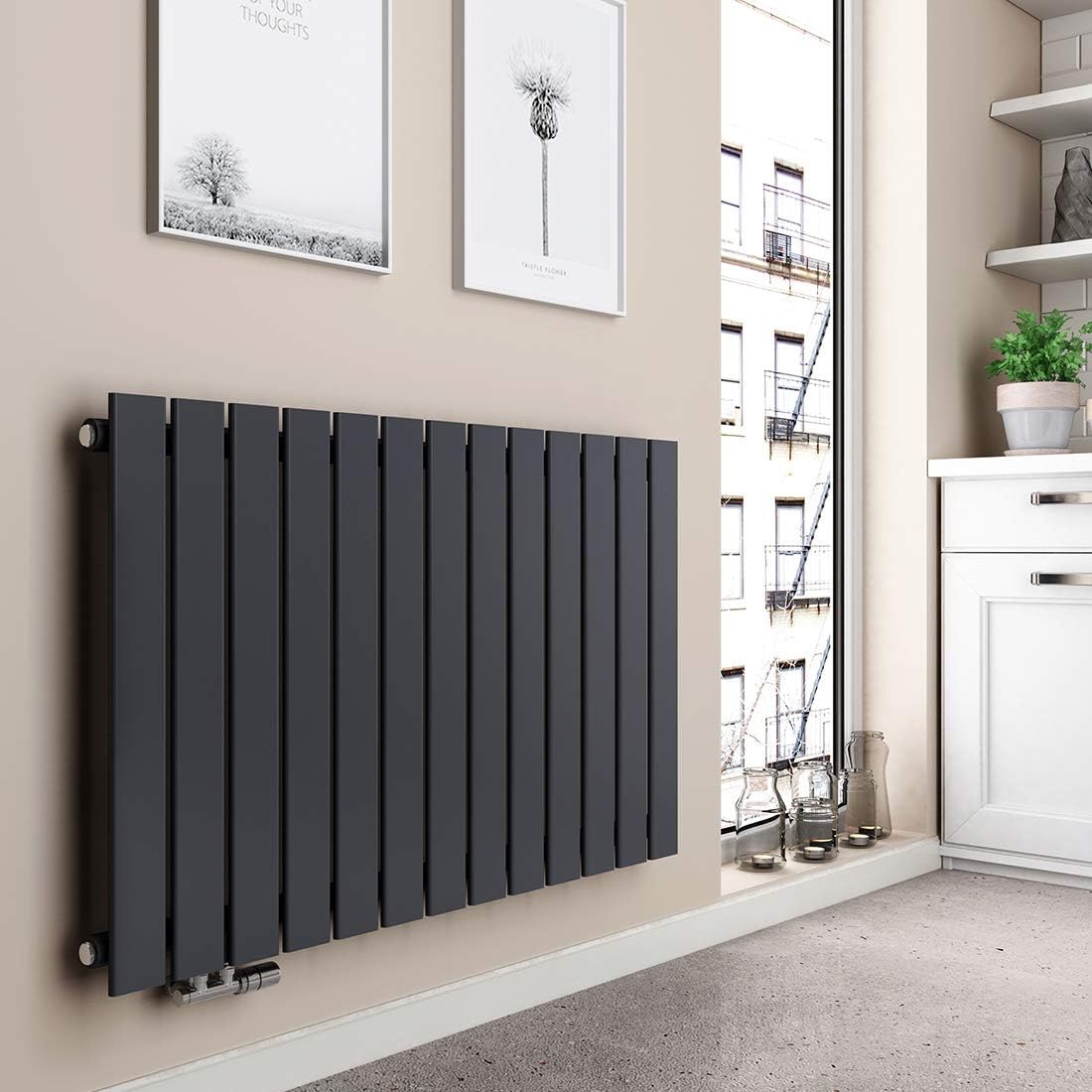 EMKE Design Heizkörper Flach, 630x1006 mm Horizontal Flachheizkörper mit Seitenanschluss, Einlagig Paneelheizkörper Wandheizkörper für Bad, Schlafzimmer & Wohnzimmer, Anthrazit 210W