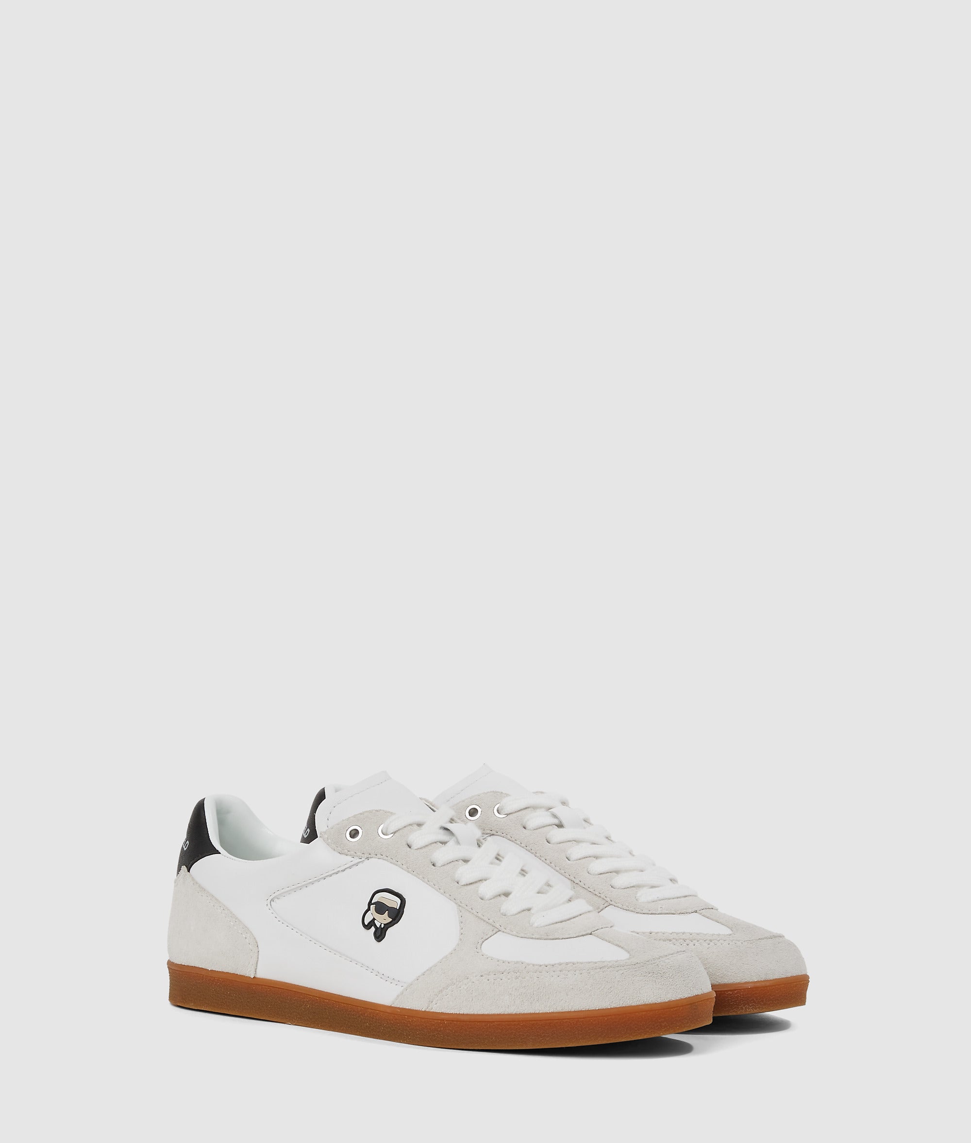 Ikon NFT Kandidate-sneakers