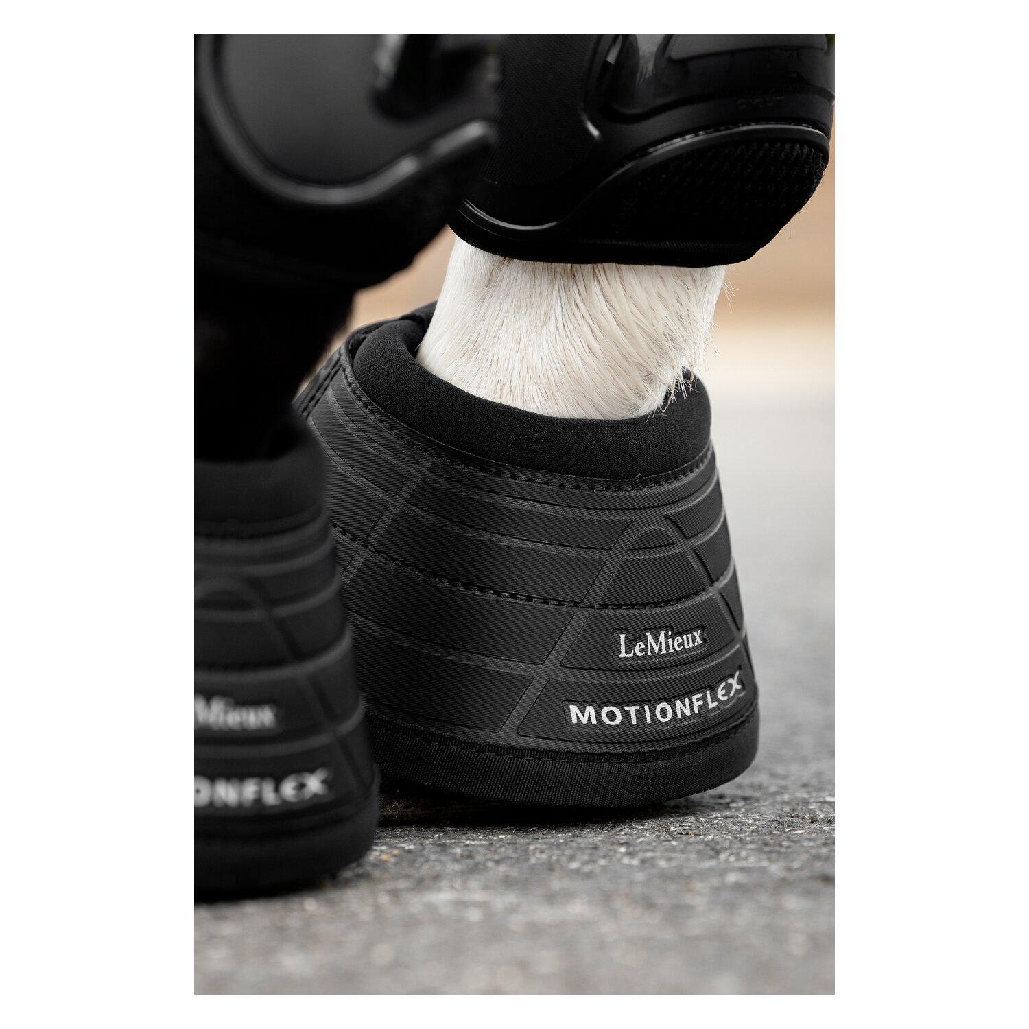 LeMieux Core Hufglocken MotionFlex OverReach V  - black