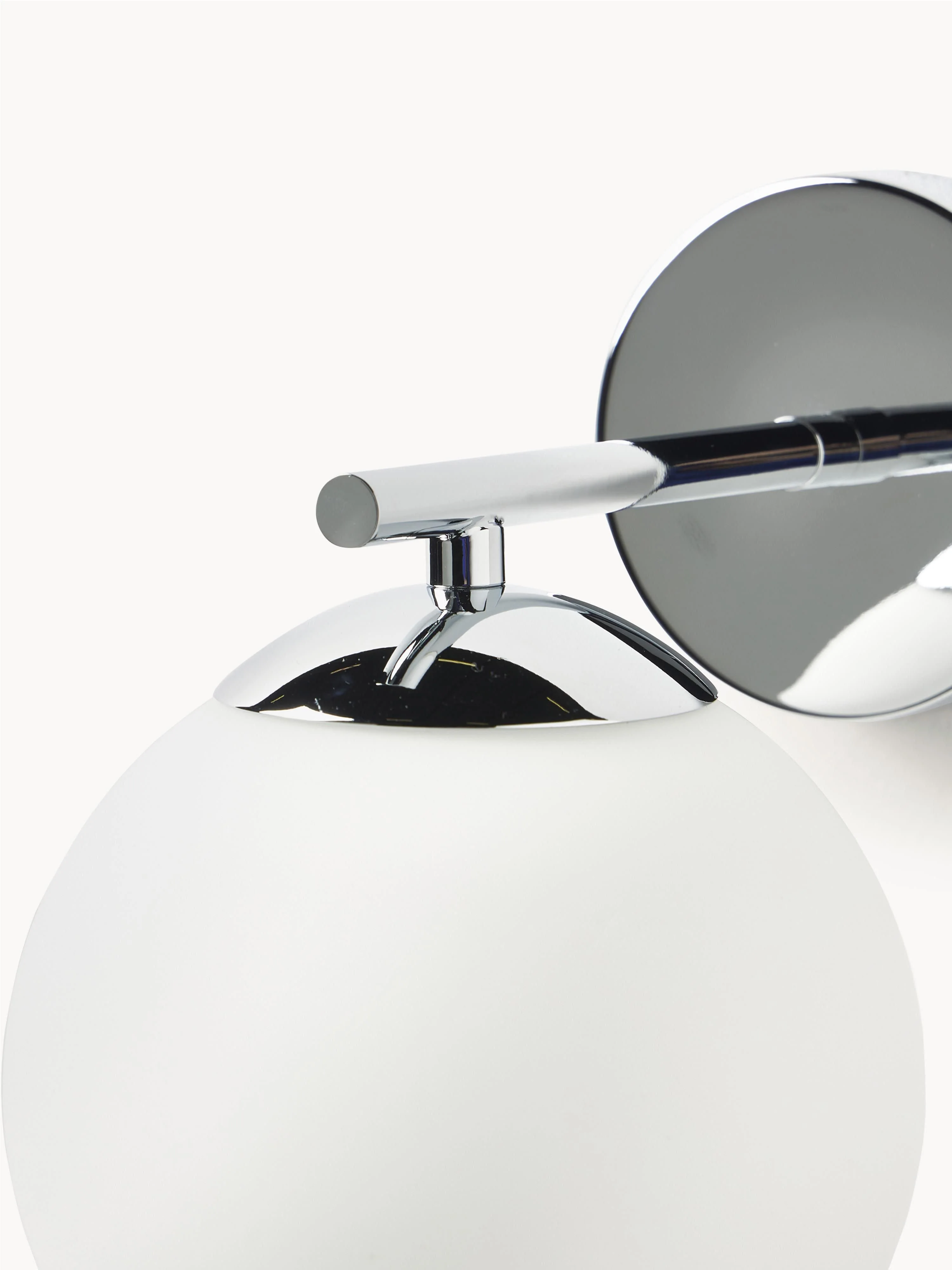 Wandlamp Atlanta van opaalglas