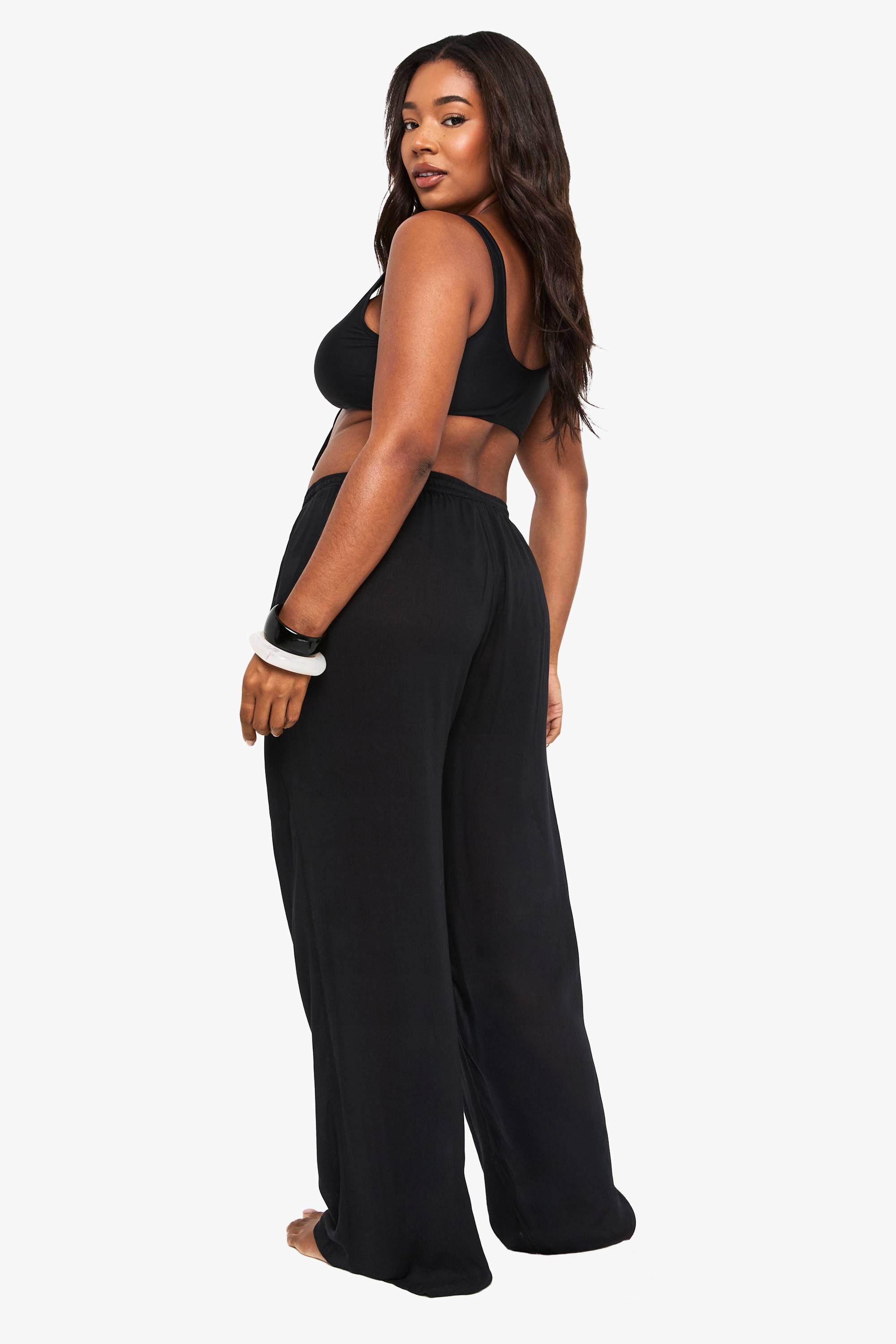 boohoo Pantalon De Plage Grande Taille À Jambes Larges Avec Perles Et Tissu Froissé