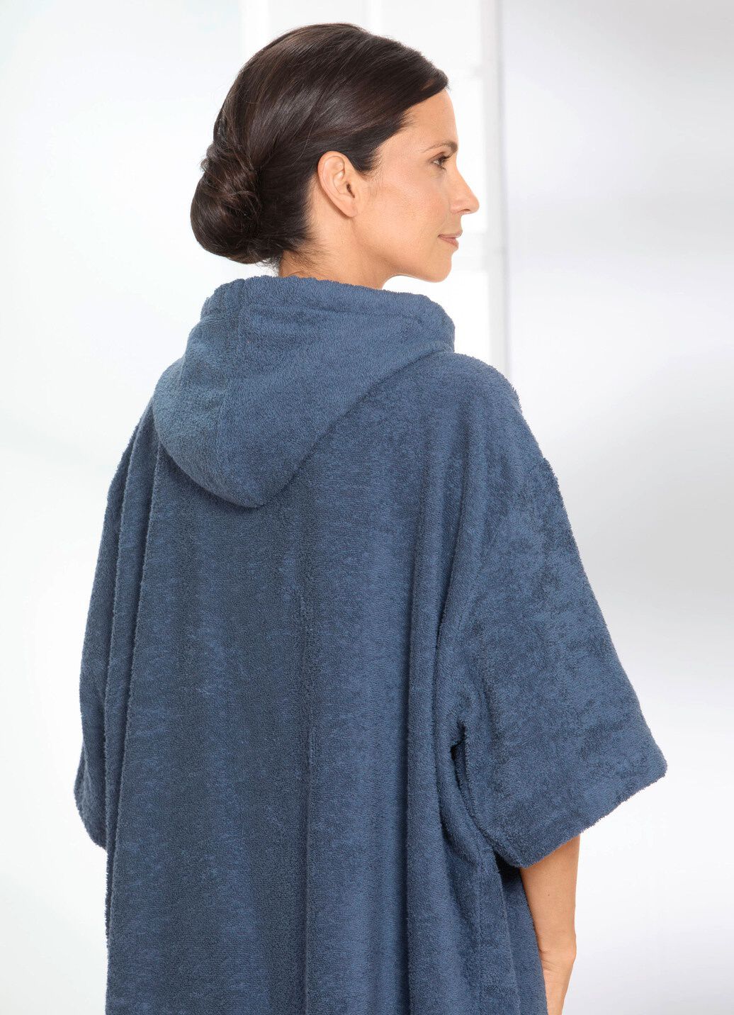 Poncho von Laurina