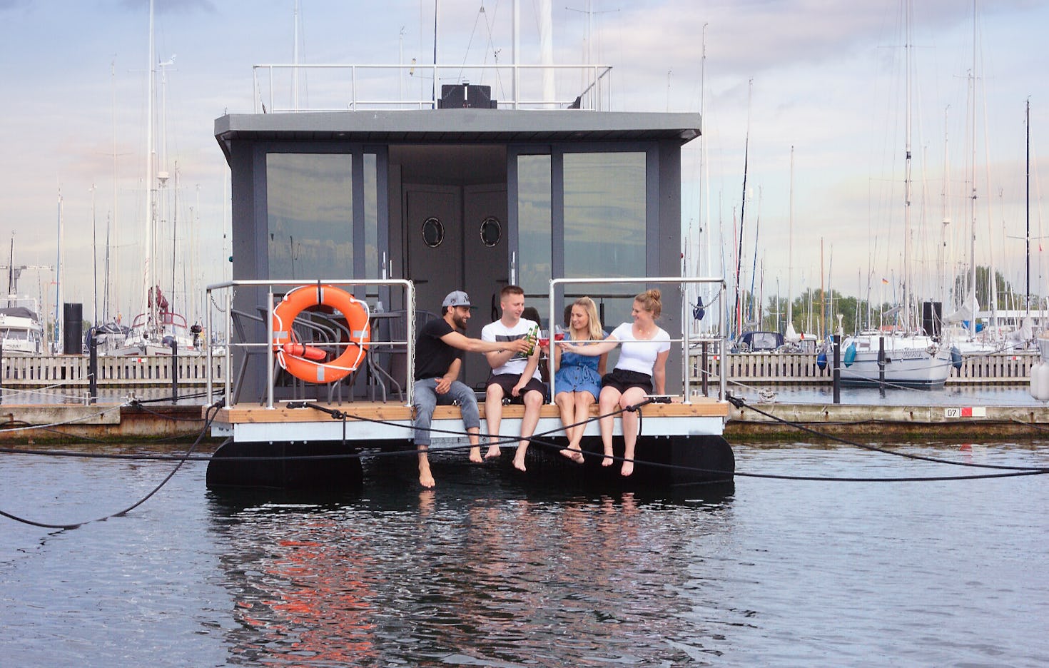 Hausboot Übernachtung Schleswig