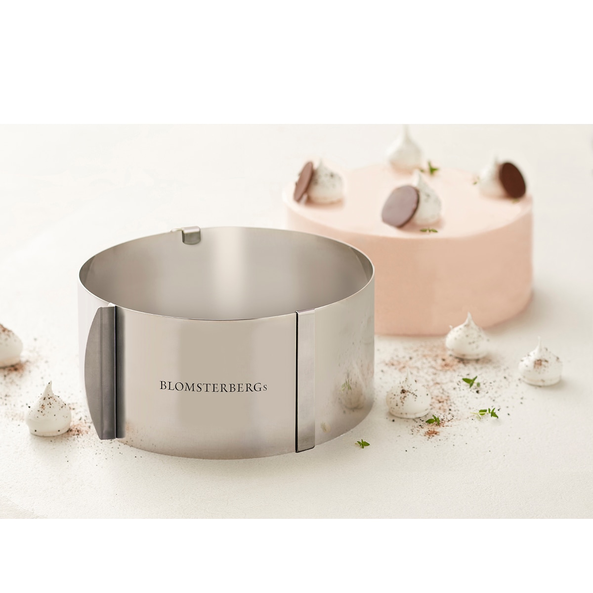 Blomsterbergs Cake ring adjustable