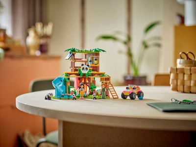 LEGO De pandaopvang (42648)
