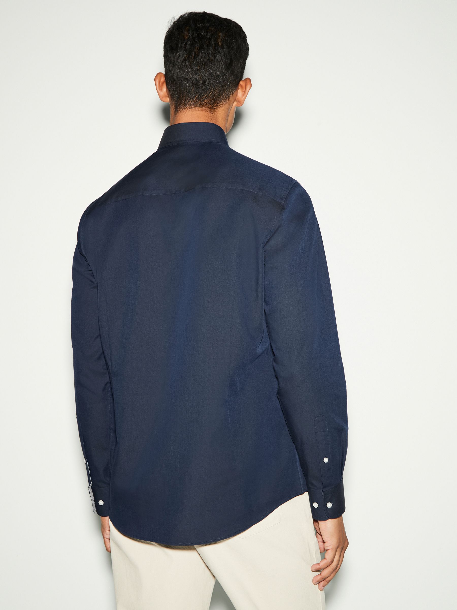 Donkerblauw - Slim Fit - Gemakkelijk te strijken Oxford overhemd met doorlopende knopen