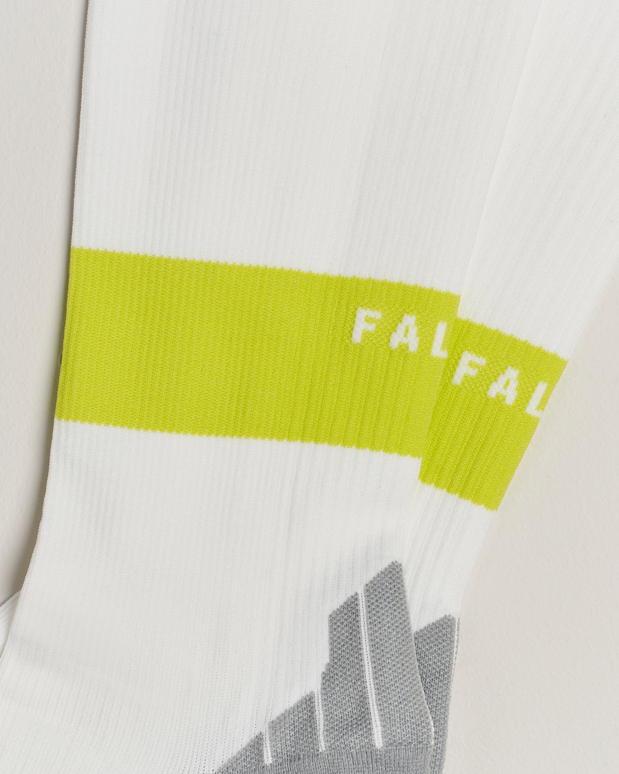 Falke RU Compression Running Socks White