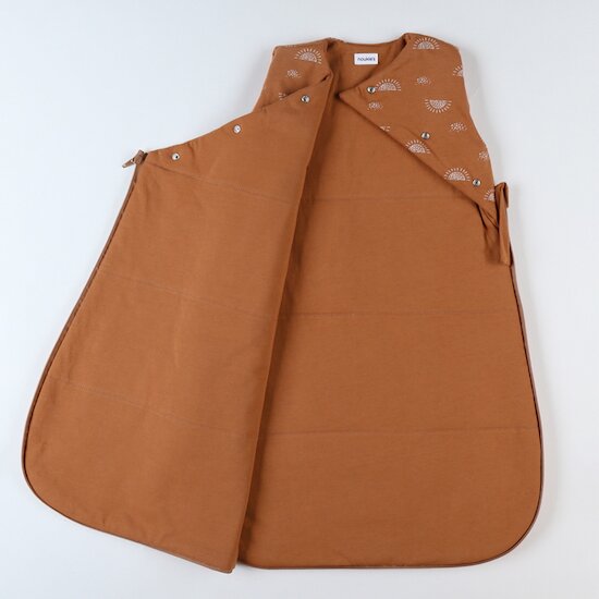 Babou & Kendi Gigoteuse imprimé Soleil en Jersey   Caramel        70 cm   de               Noukies