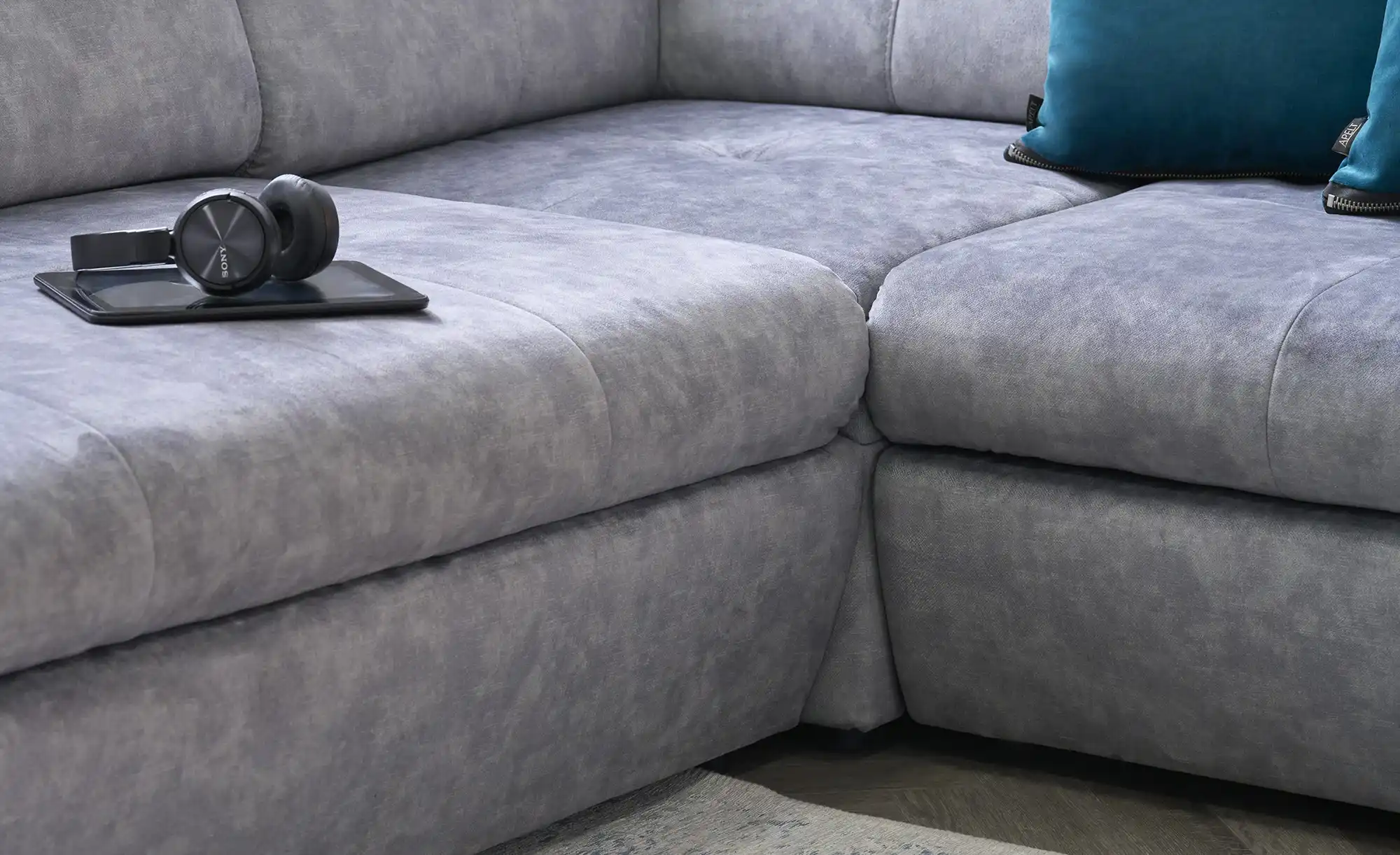 switch Wohnlandschaft aus Flachgewebe Avilla