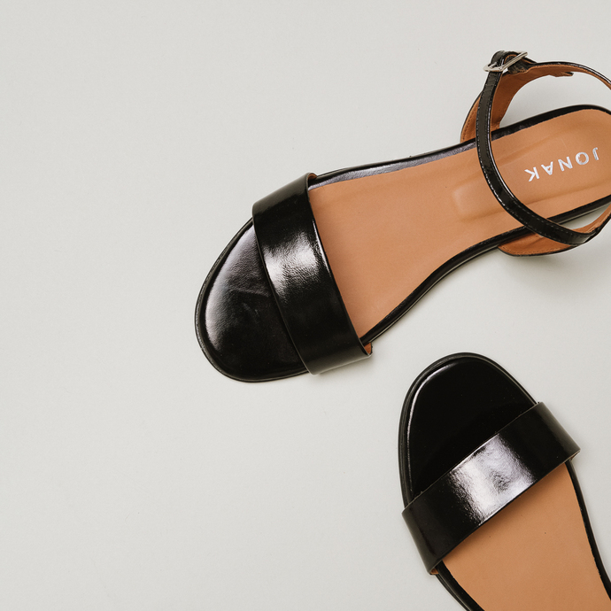 Sandales  en vernis noir