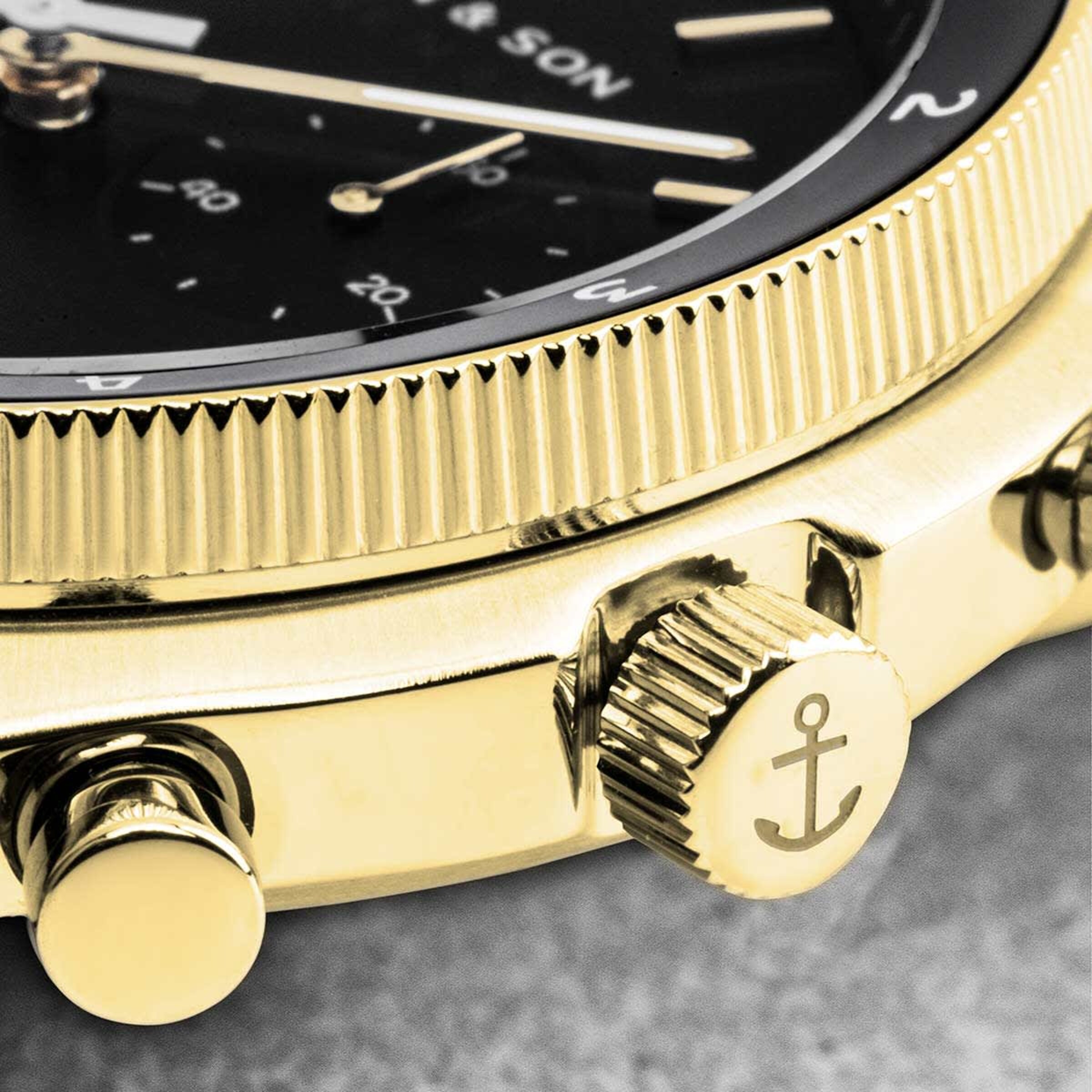 Rise Gold Black Steel