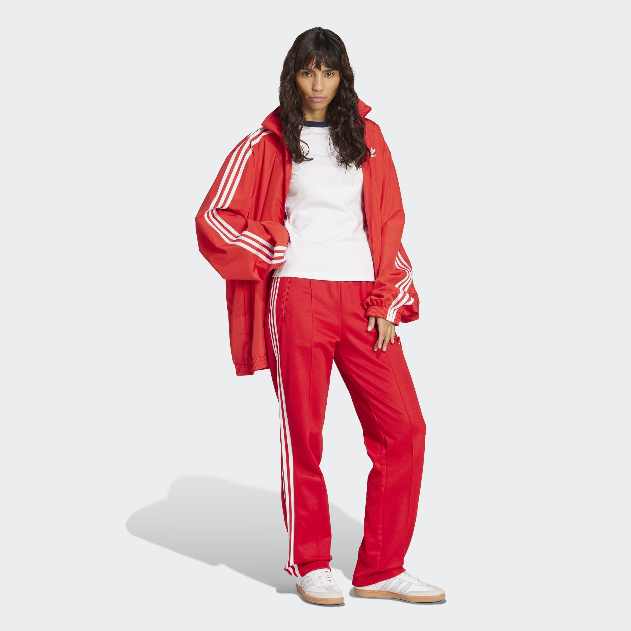 adidas Originals Sporthose »CLASSIC TP«  Retro Style, der gerade Schnitt mit schmal zulaufenden Bein