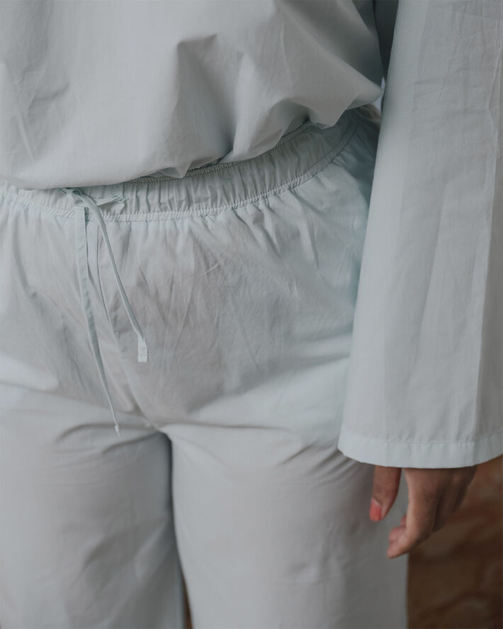 BASERANGE HUJUI TOP Kal mint