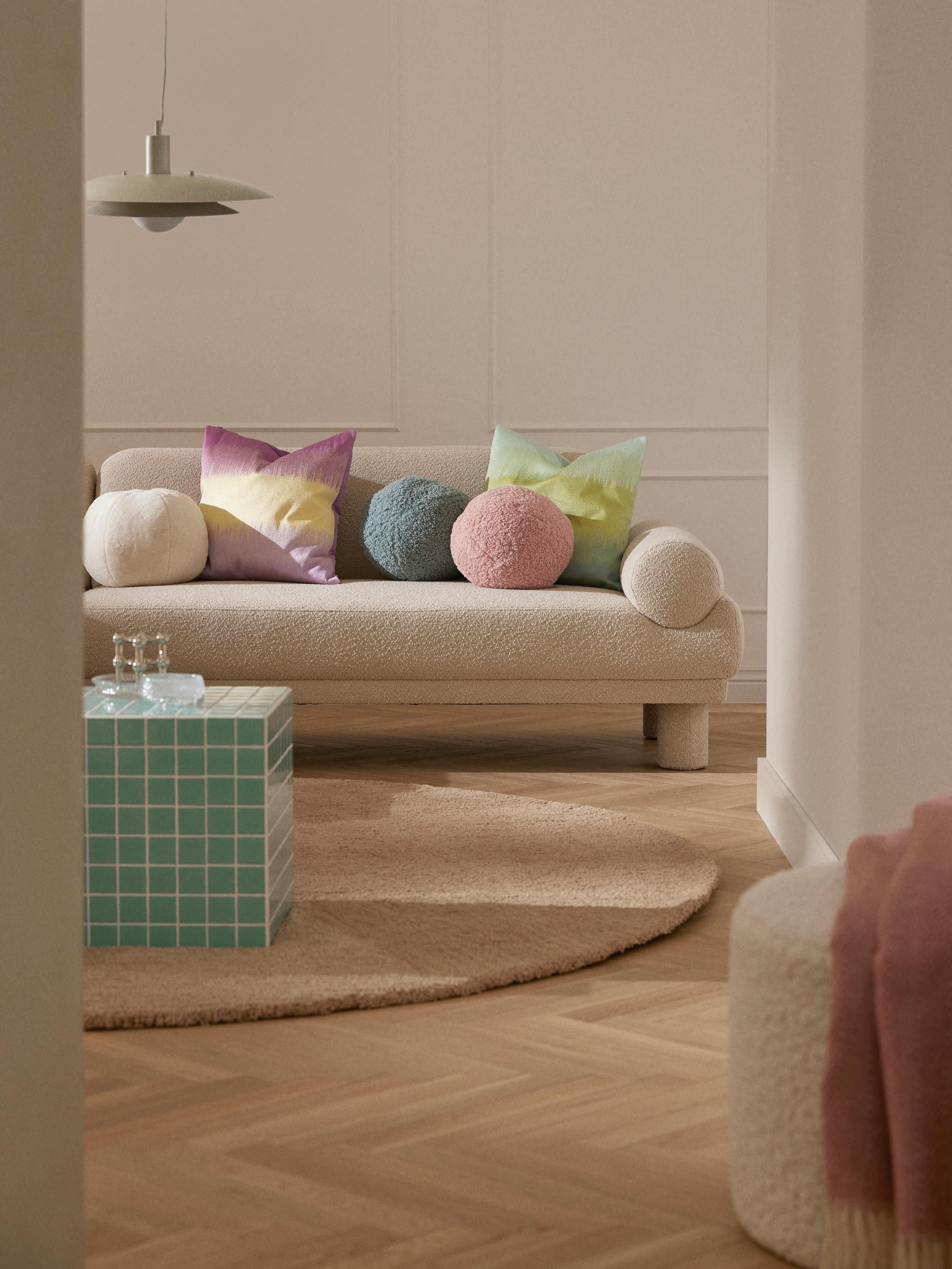 Rond knuffelkussen Dotty
