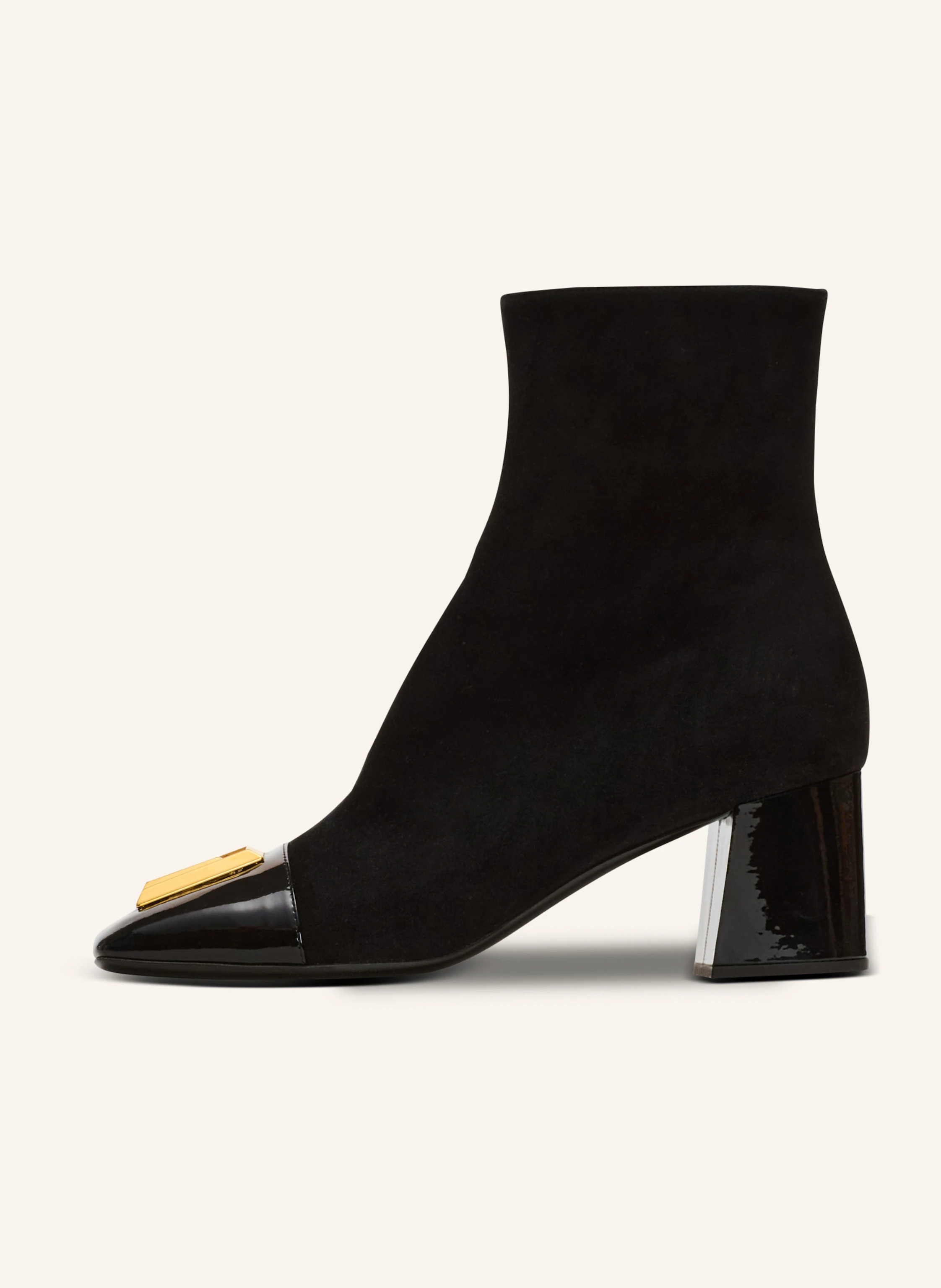 BALMAIN Stiefeletten Edna aus Wildleder mit Zehenpartie aus Lack