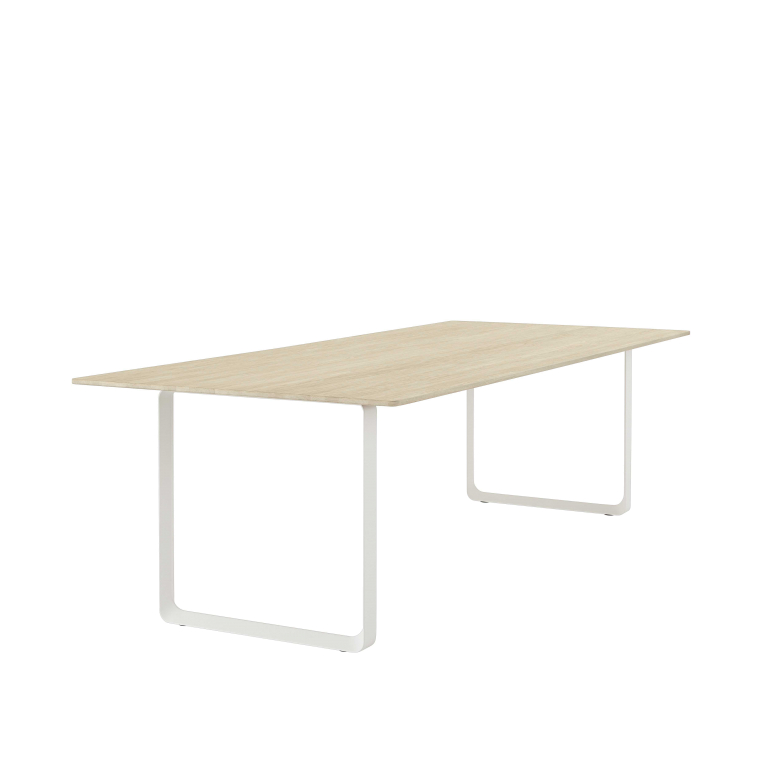 Muuto 70/70 Solid Oak tafel 255x108 wit