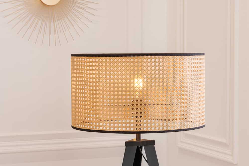 Boho Stehlampe VIENNA 142cm natur schwarz Wiener Geflecht Metall Dreifuß Stehleuchte