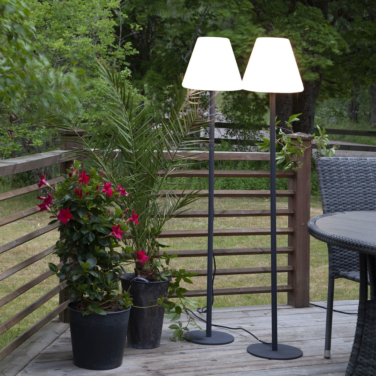 Gulvlampe Kreta til Uteplassen 150 cm