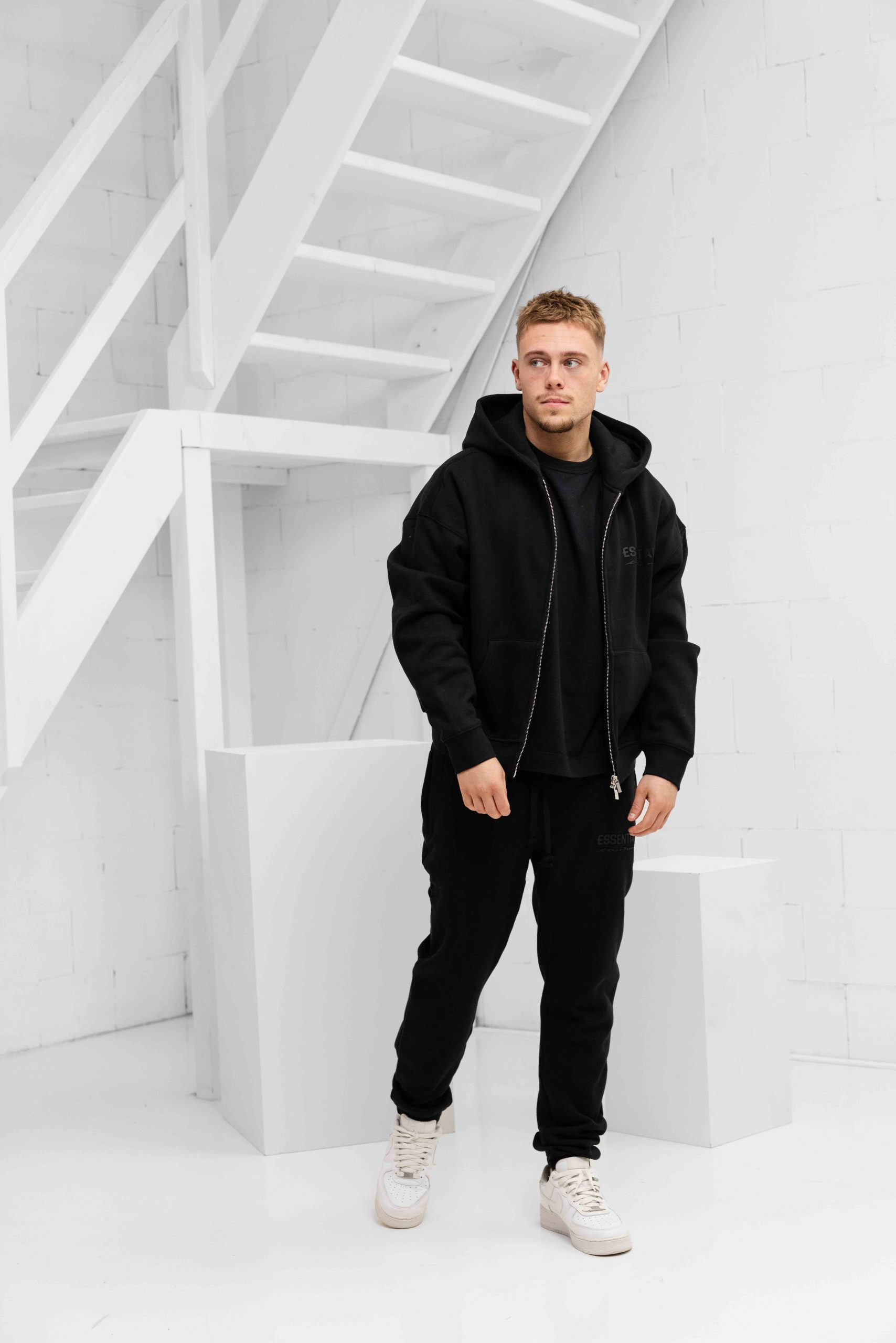 Cou7ure Essentials Basic Zipper Trainingspak Heren Zwart