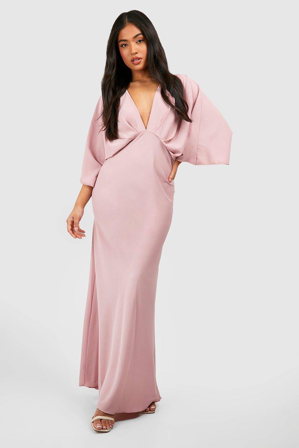 boohoo Petite robe maxi à coupe biaisée et manches d’ange
