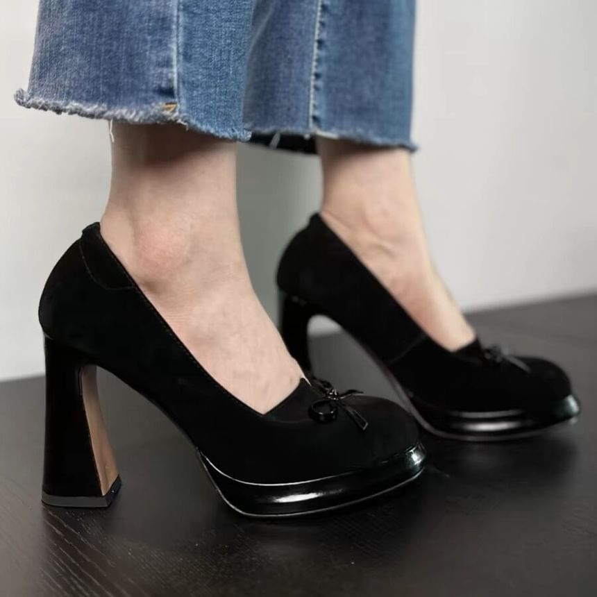 Karlao - Pumps met strik en dikke hak