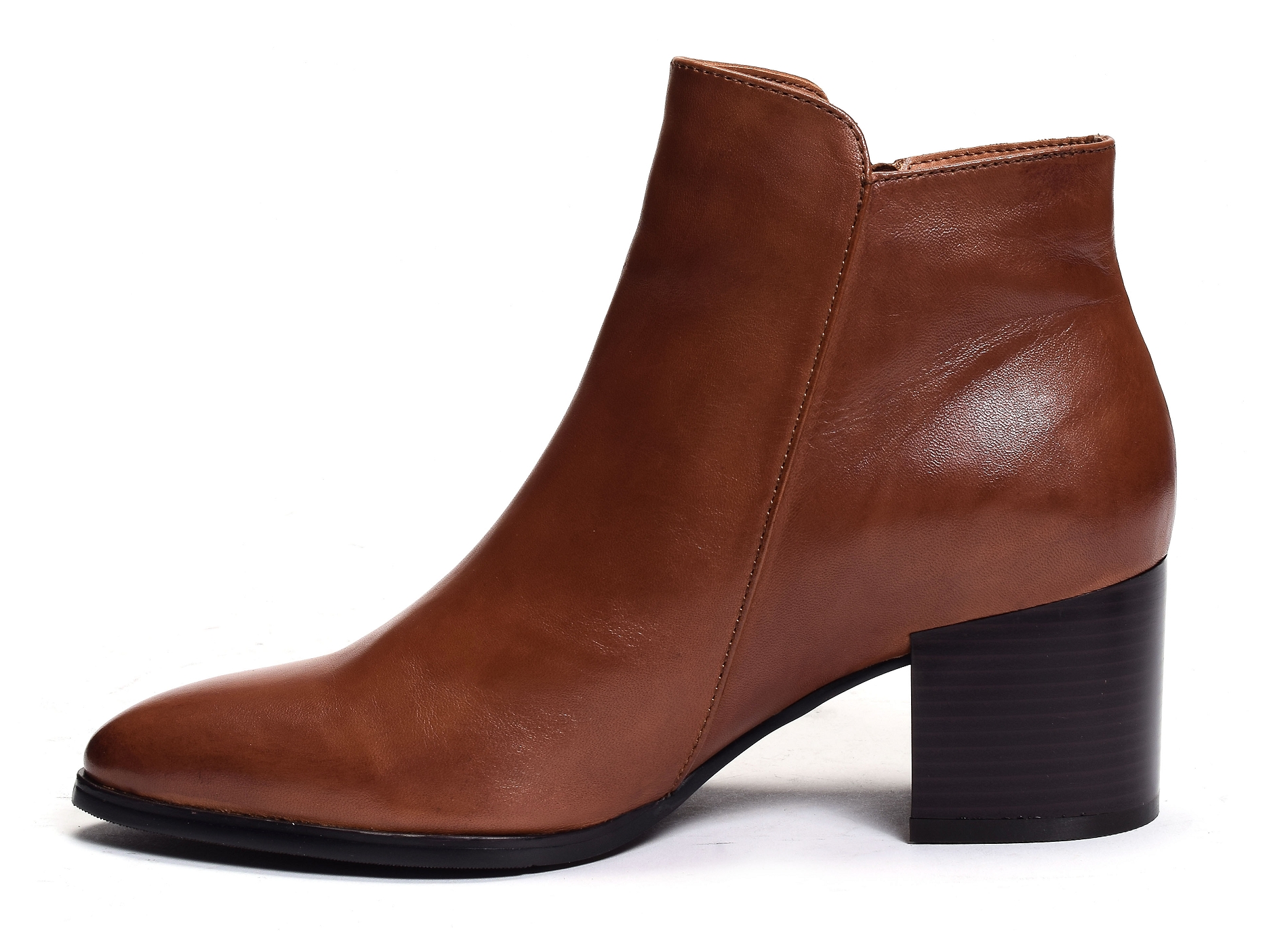 Taylor 01 camel