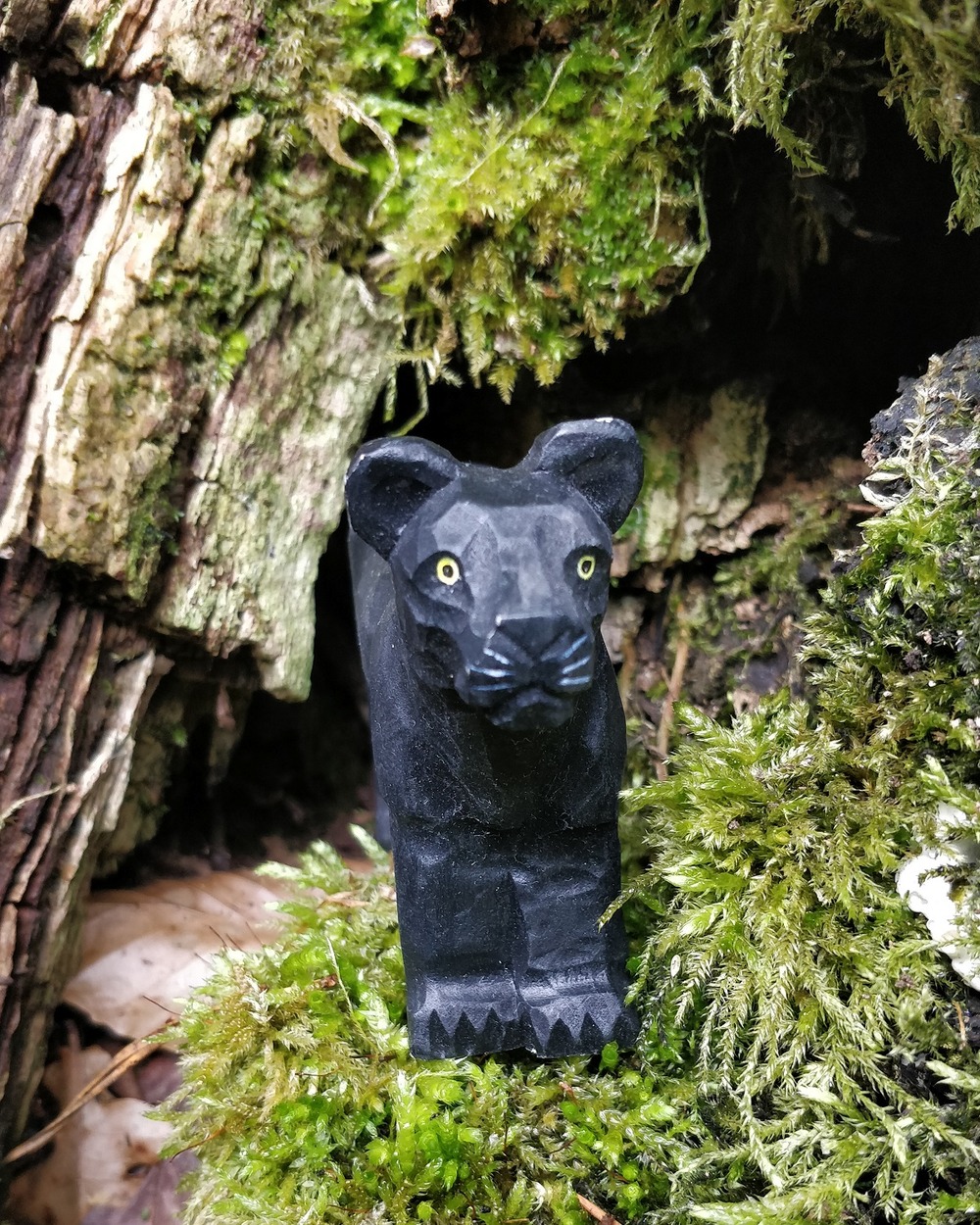 Figurine panthère