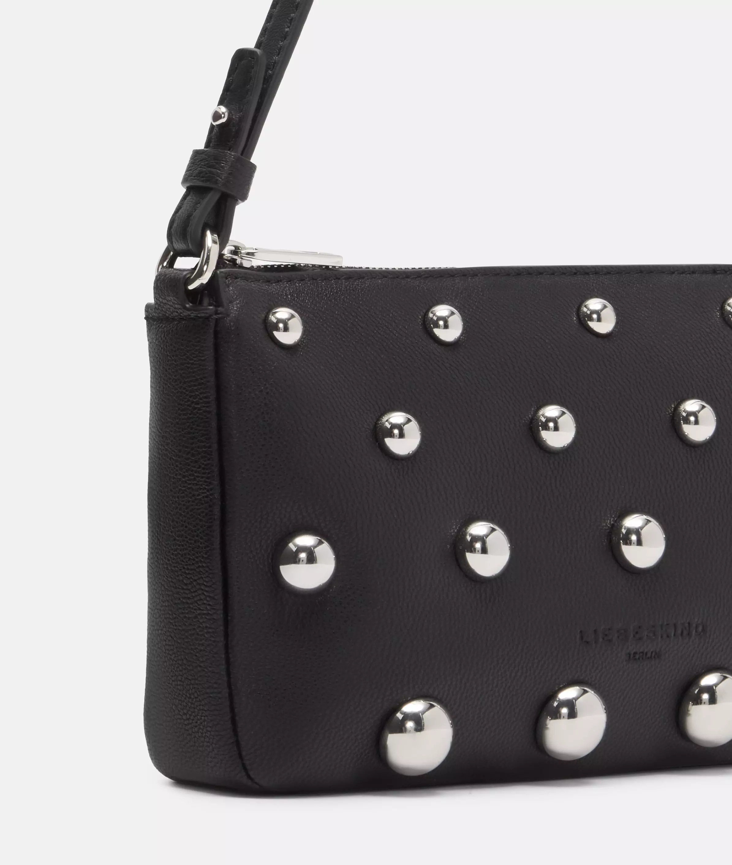 Ryker Crossbody S Handy crossbody bag made from naturally grained leather