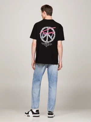 Camiseta com estampa do logo nas costas