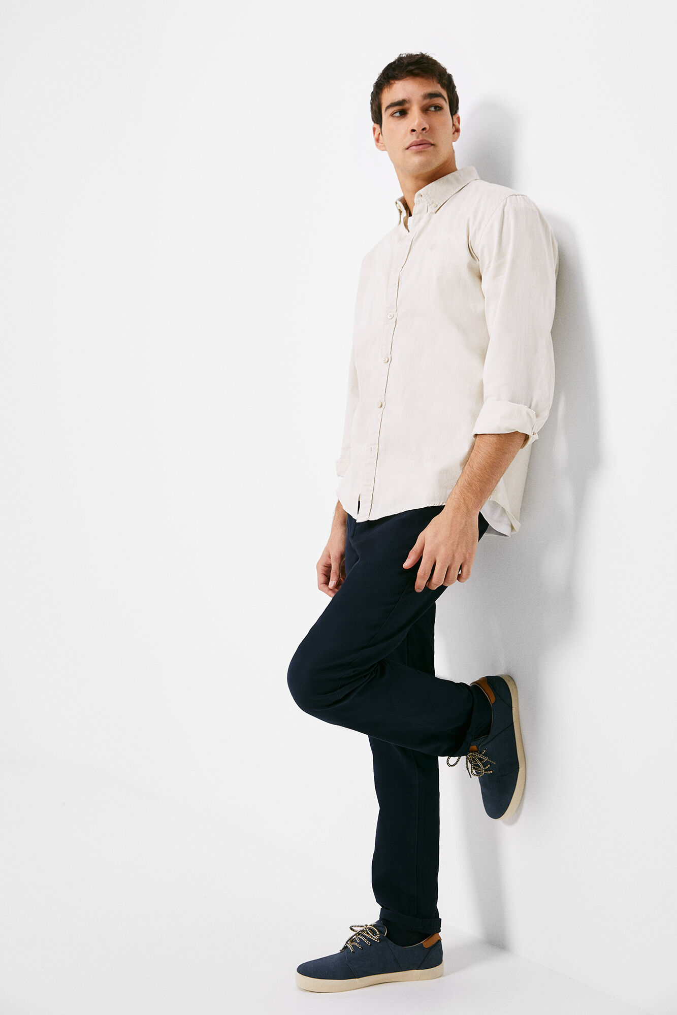 Calça chino regular - azul marinho