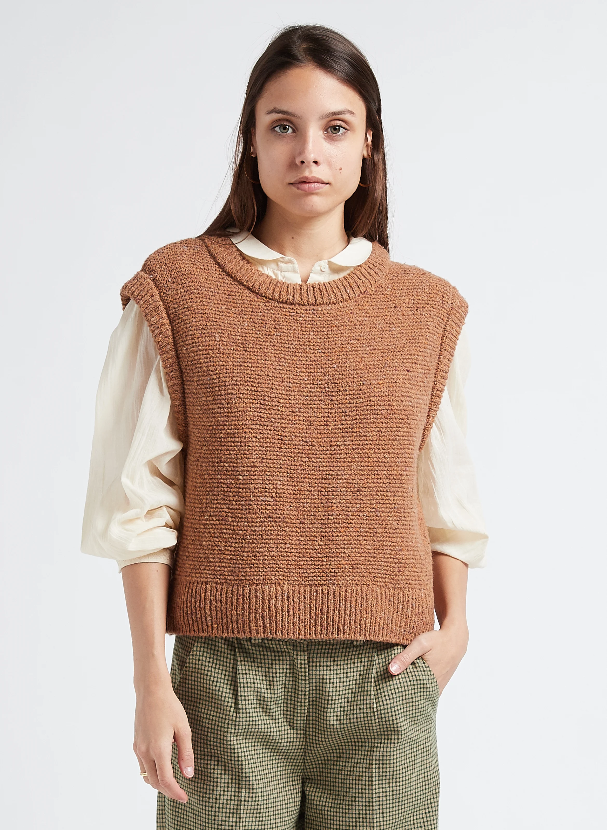 Pull sans manches col rond en laine mélangée | Marron