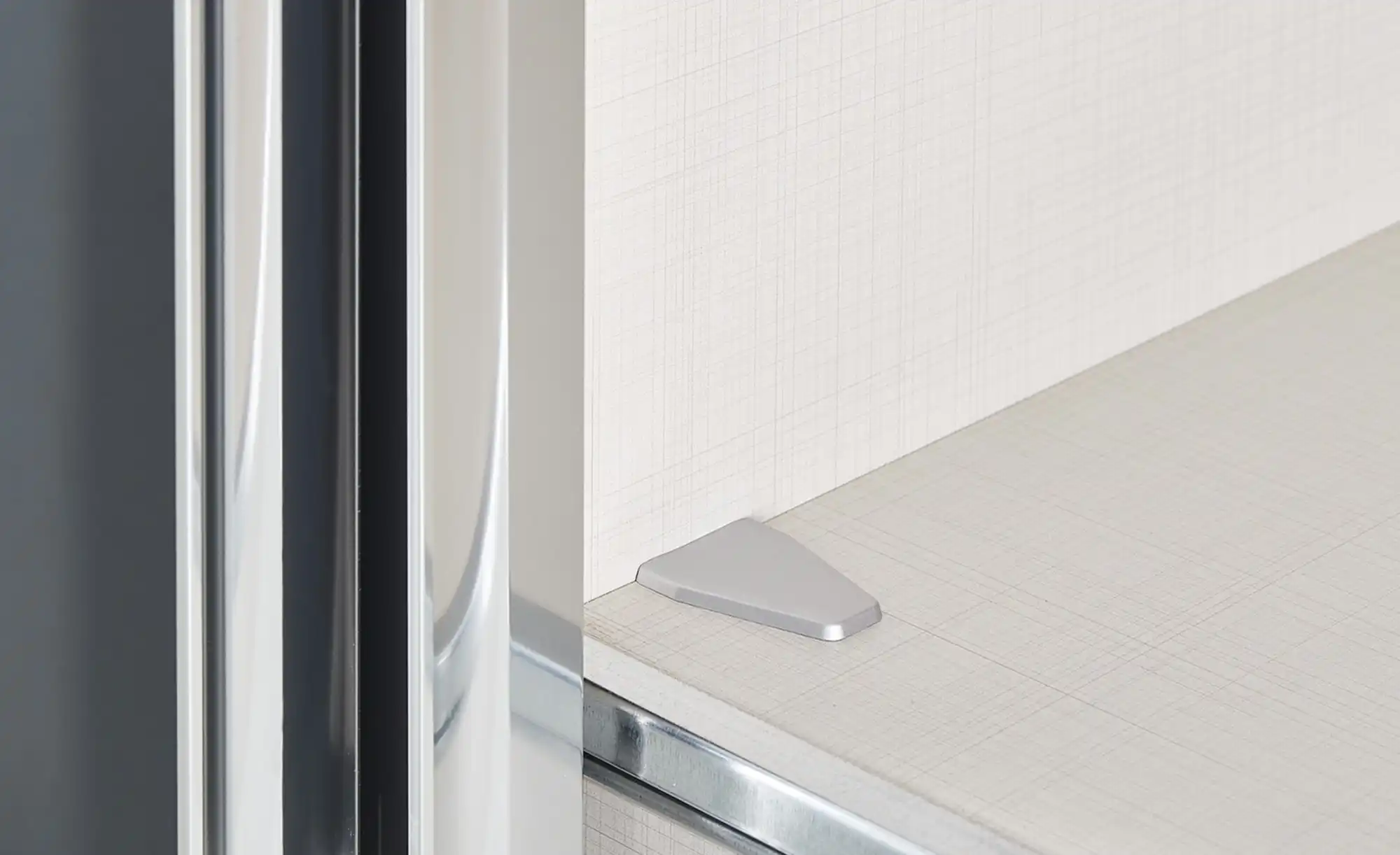 Schwebetürenschrank Merlin Flat