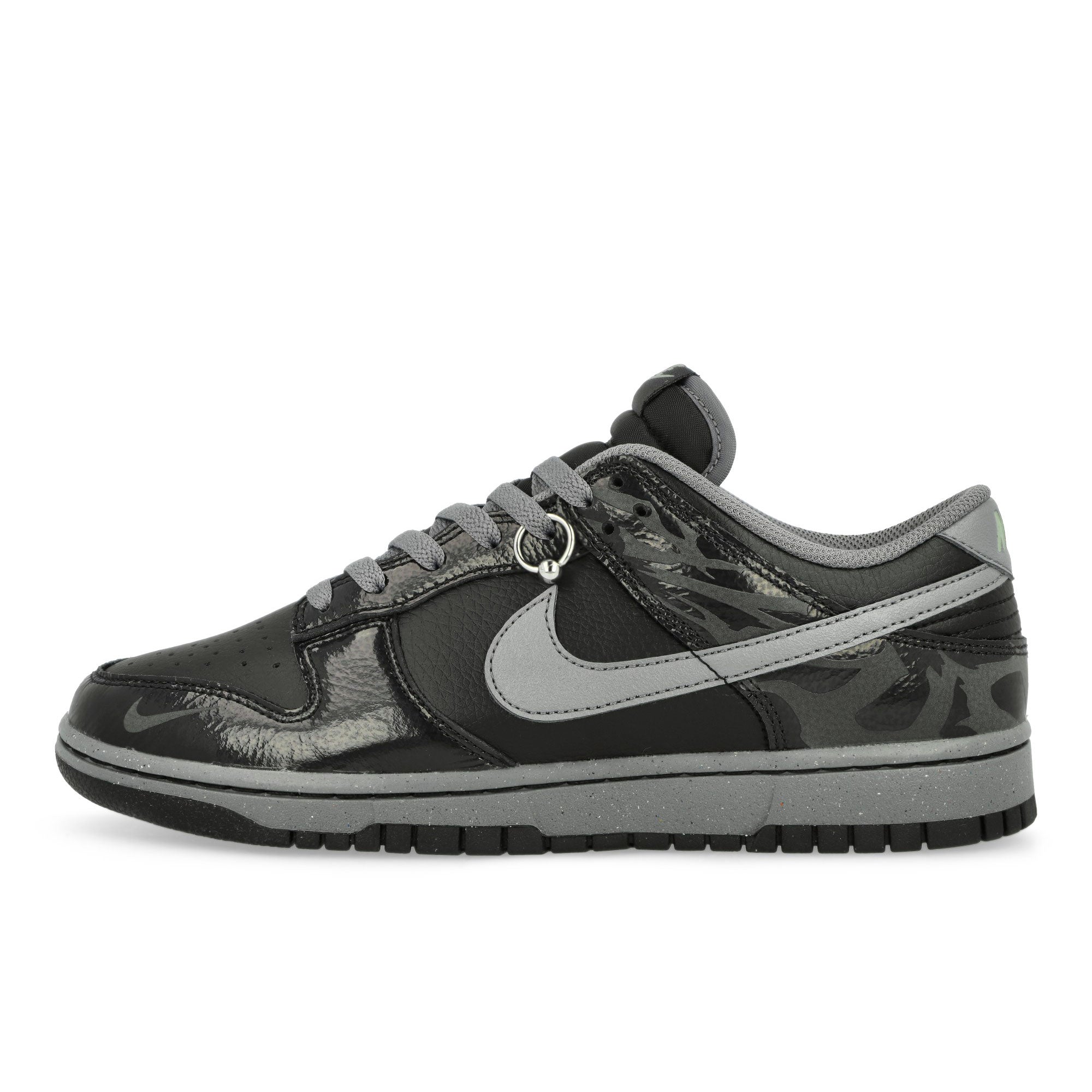 Nike<br>Dunk Low Retro QS