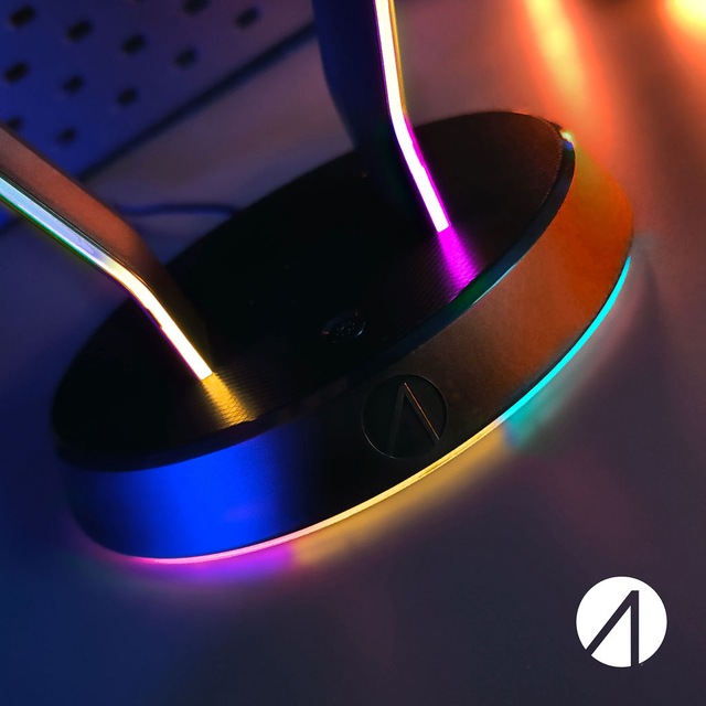 Stealth Gaming-Headset Zubehör »LED Headset Ständer mit USB Ports« 12 RGB Beleuchtungseffekte