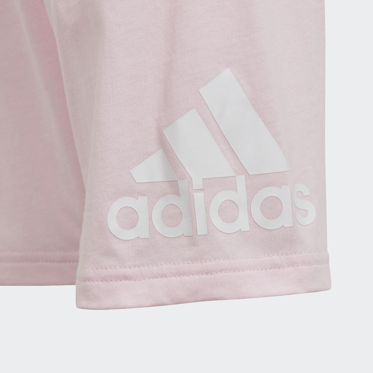 ADIDAS ROUPAS ESPORTIVAS<br>Conjunto camiseta e shorts