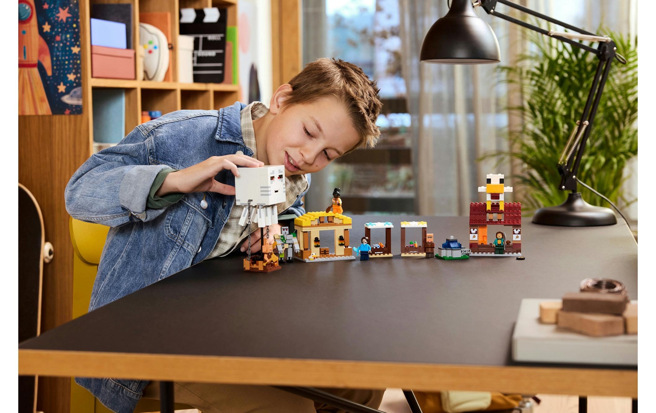 LEGO® Spielbausteine »Minecraft Angriff des Ghast-Ballons 21273«