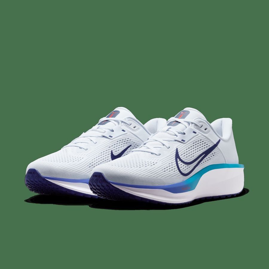 Nike Quest 6