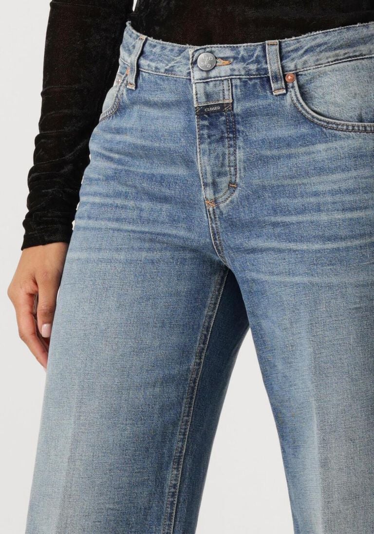 lichtblauwe closed wide jeans gillan
