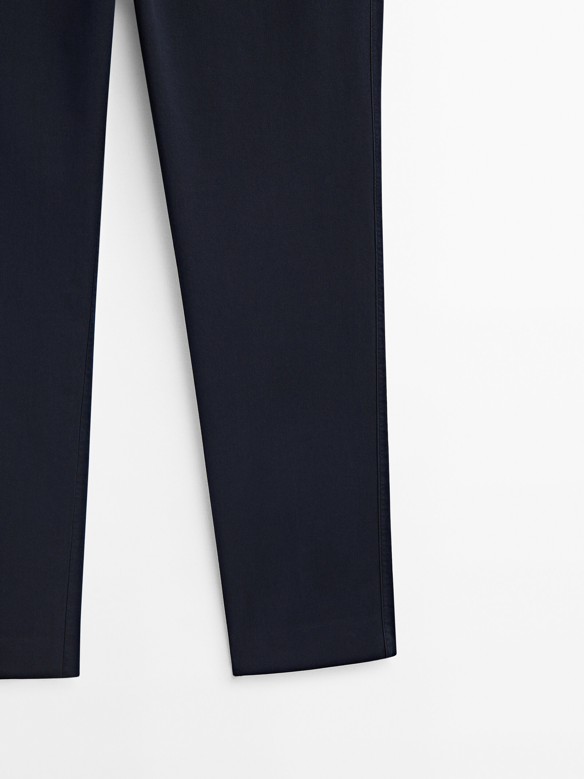 Calça chino slim fit em mistura de algodão - AZUL MARINHO