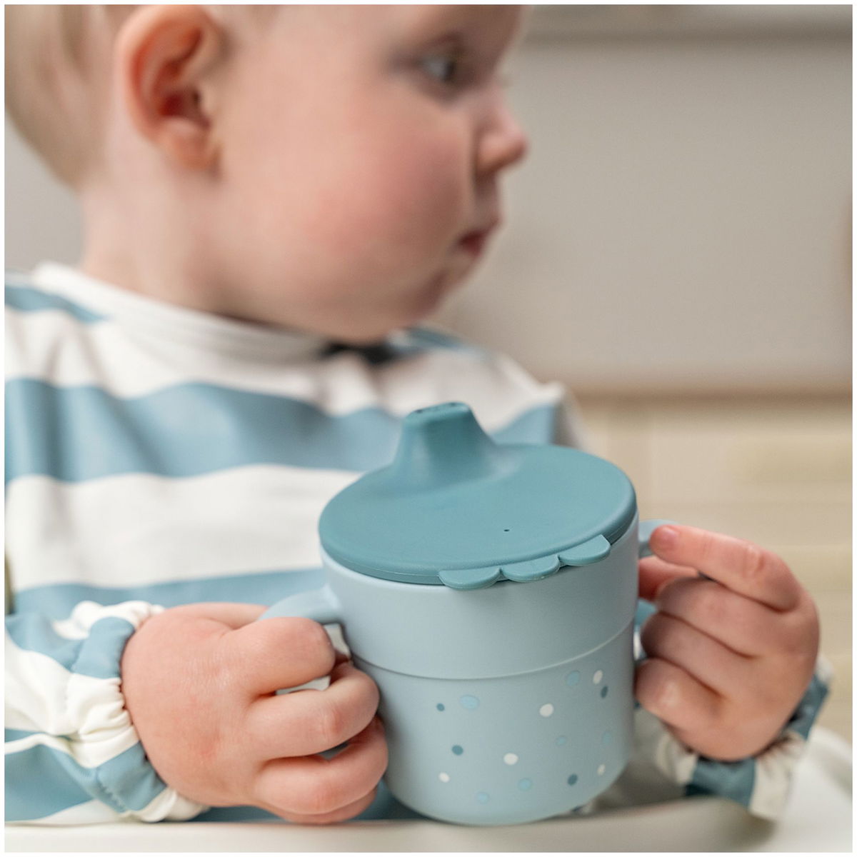 Done by DeerDone by Deer   Foodie Schnabelbecher happy dots blue