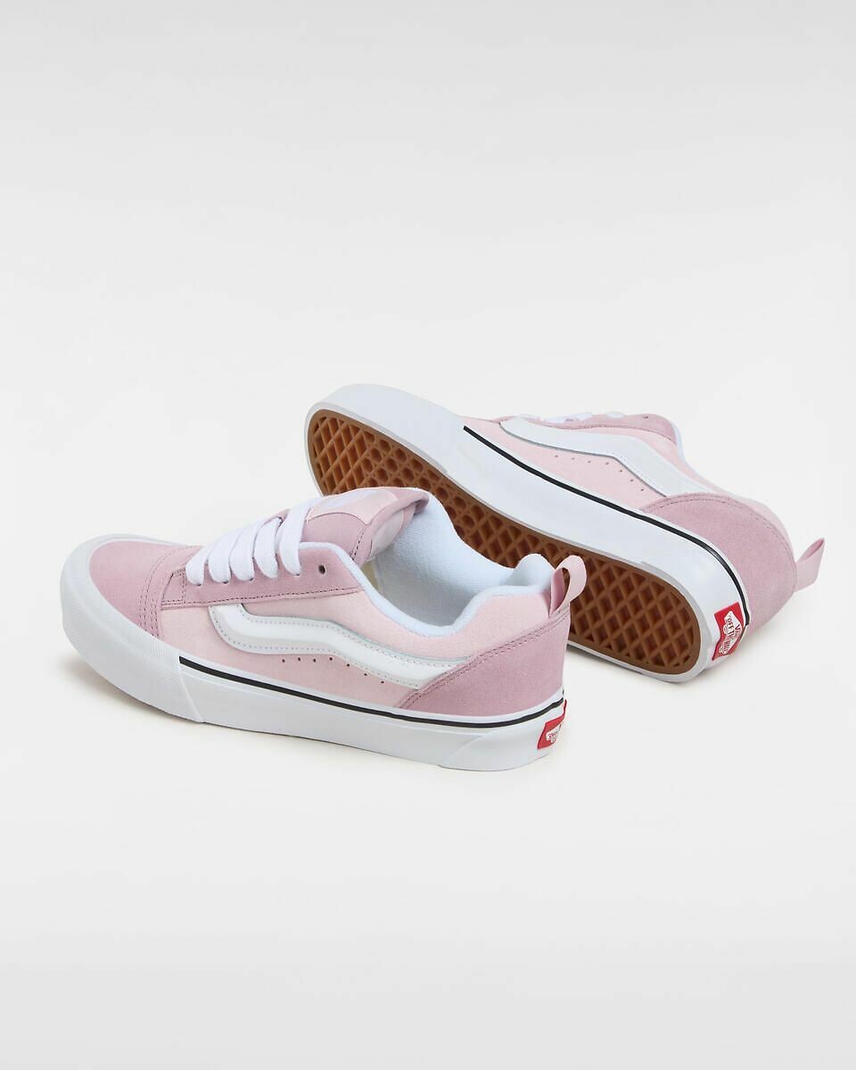 Tênis VANS Knu Skool