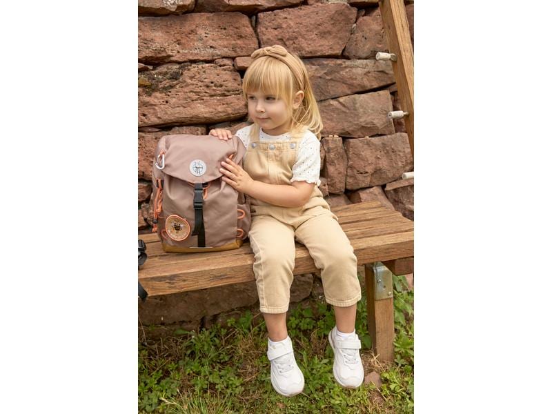 Lässig Rucksack Mini Backpack Outdoor Nature Haselnuss Wasserabweisender Kinderrucksack mit gepolsterten Schultergurten