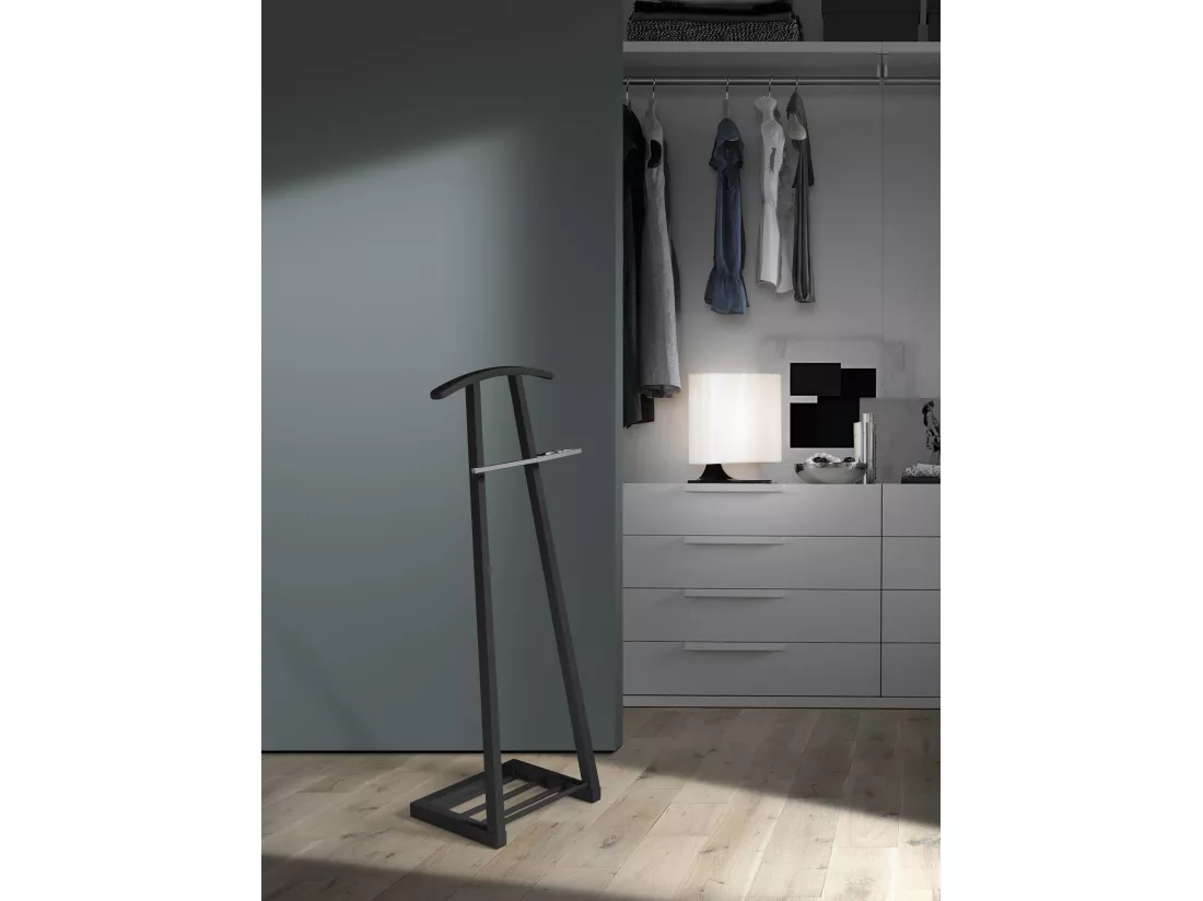 Valet de nuit - H111cm x L46cm x P29cm - hêtre massif noir - Zeta