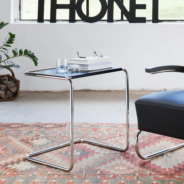 Thonet - B 97 b Satztisch, Chrom / Decklack reinweiss (RAL 9010)